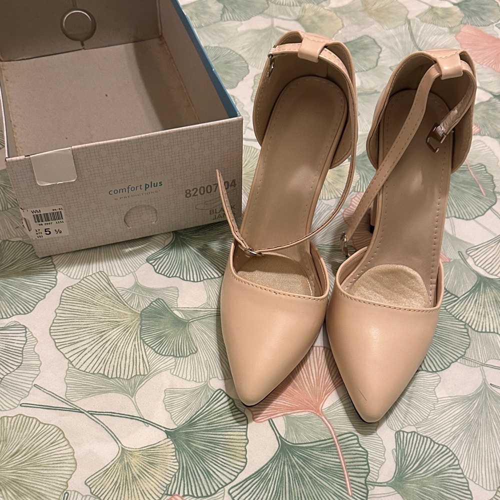 Comfort Plus by Predictions Women's Beige Ankle Strap Heels